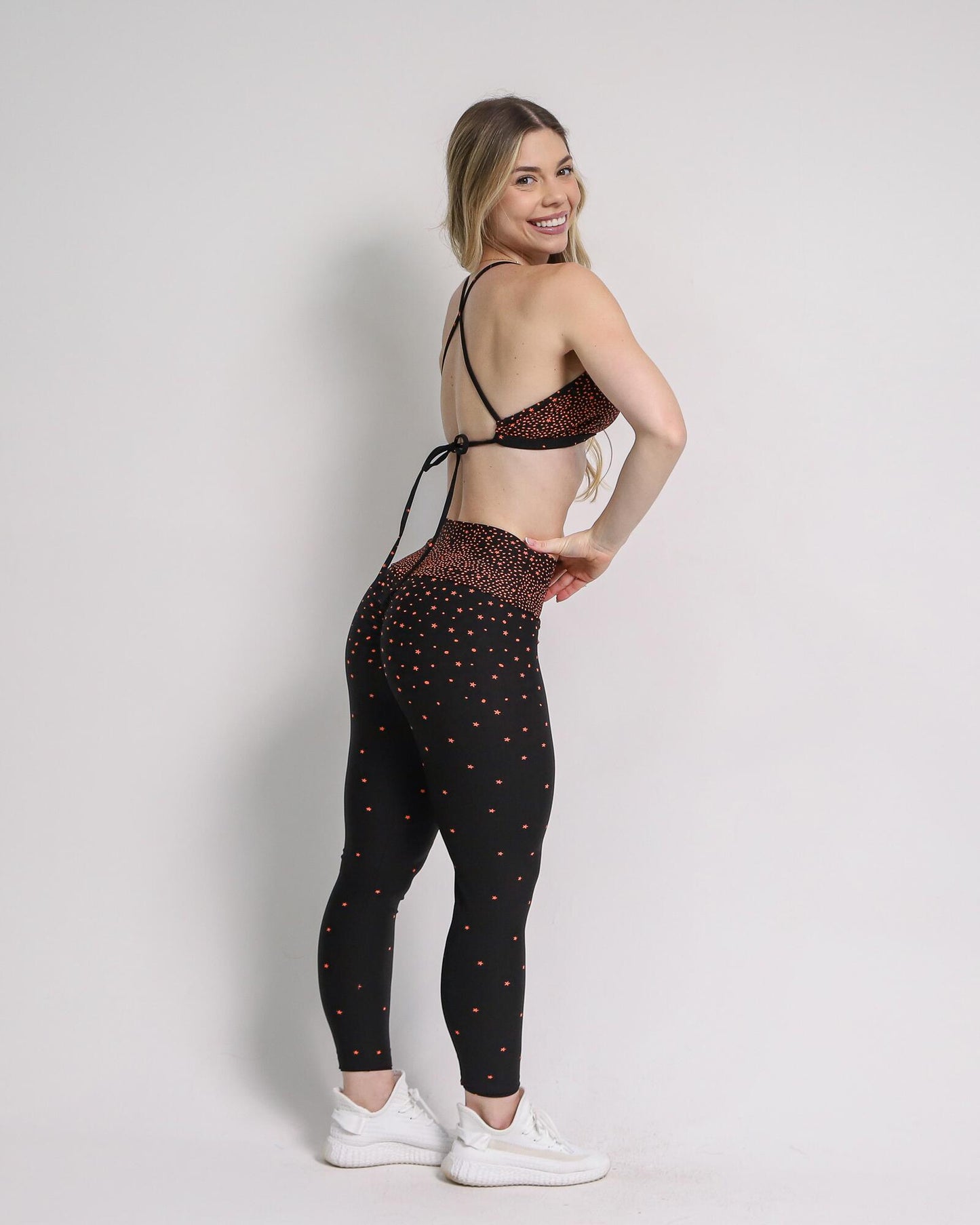 Conjunto Legging Empina Degradê Estrelas + Top Paula